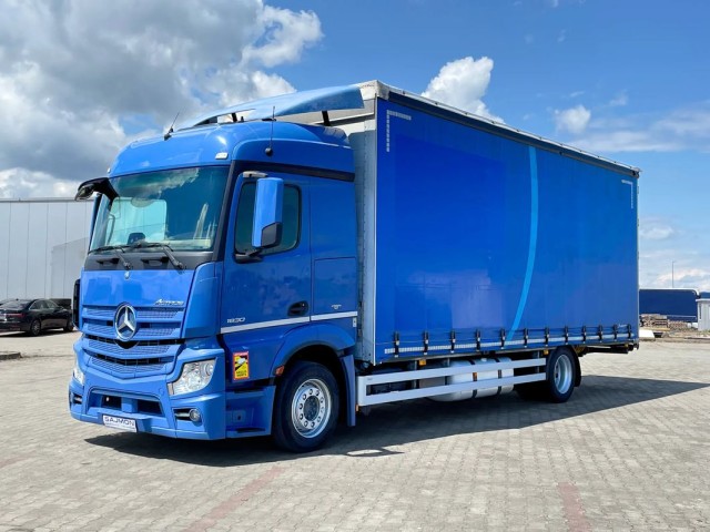 mercedes-benz